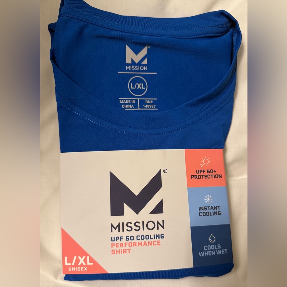 Mission UPF 50 Cooling Performance Shirt Long Sleeve Sz L/XL Unisex Lapis Blue